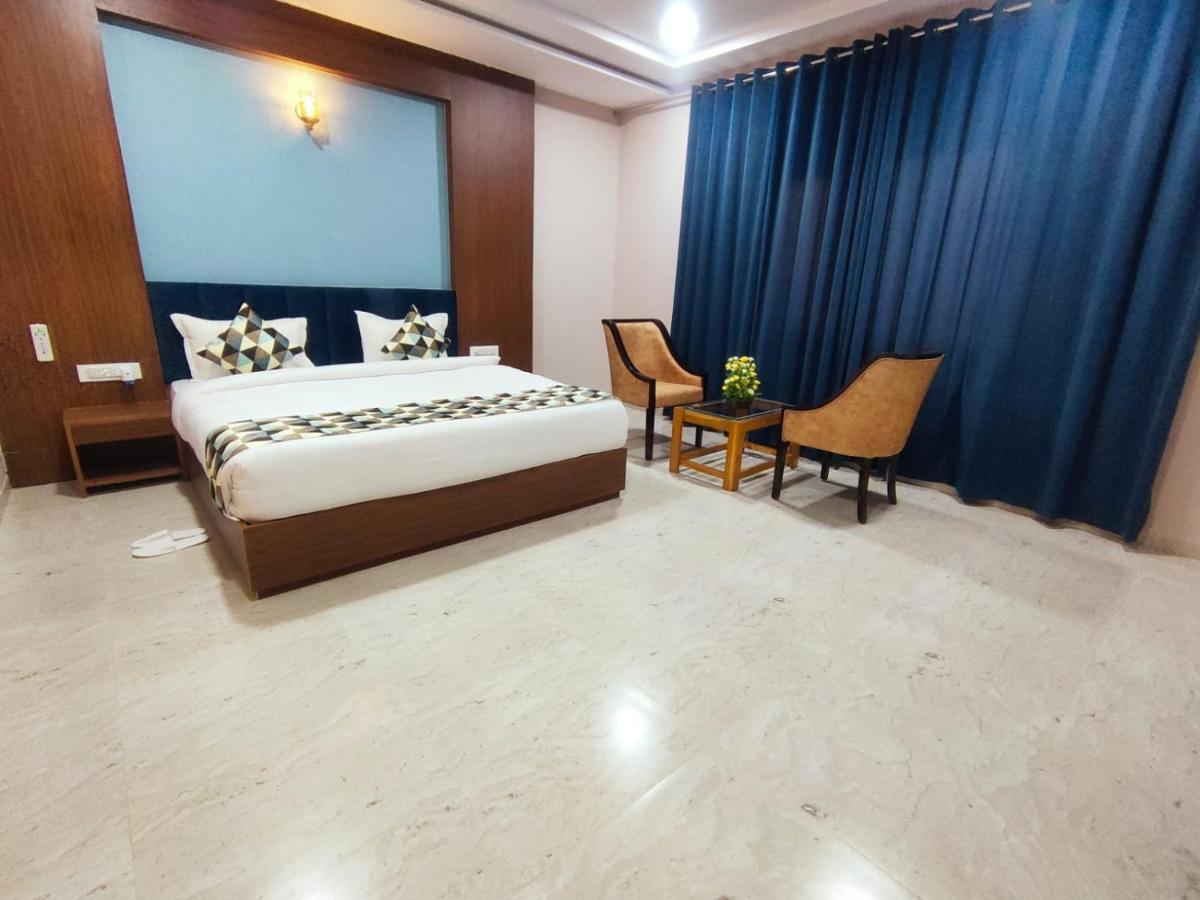The Sky Imperial - Shahi Hotels & Resort Nathdwara Bagian luar foto