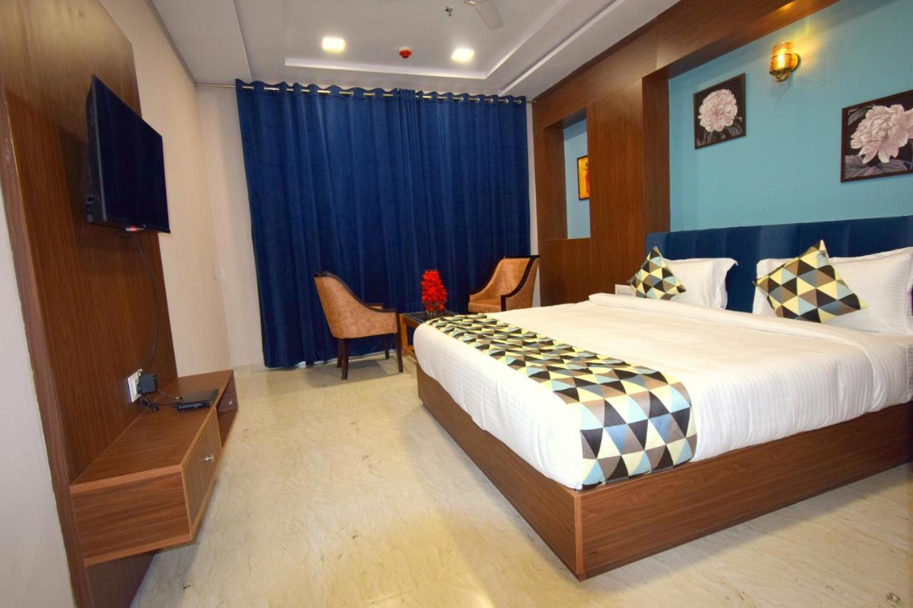 The Sky Imperial - Shahi Hotels & Resort Nathdwara Bagian luar foto