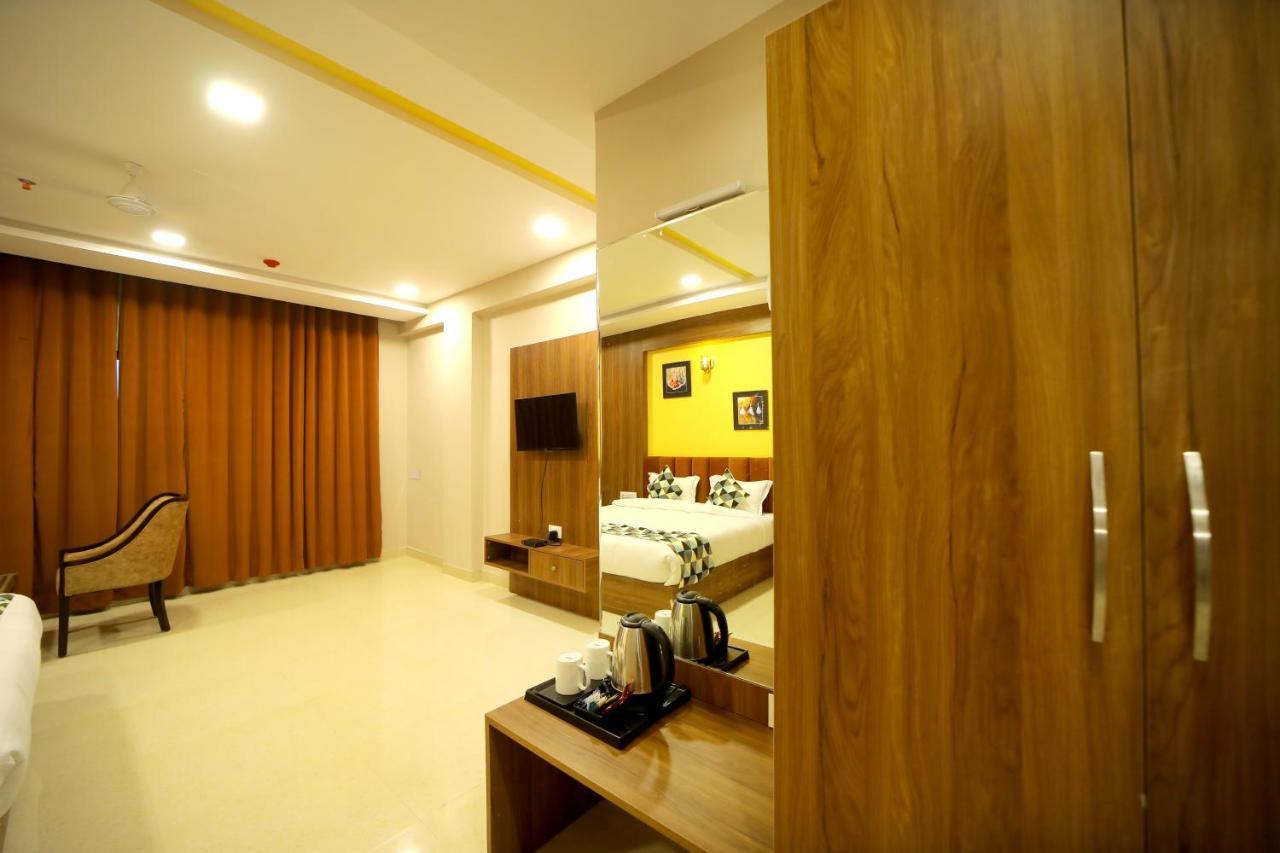 The Sky Imperial - Shahi Hotels & Resort Nathdwara Bagian luar foto