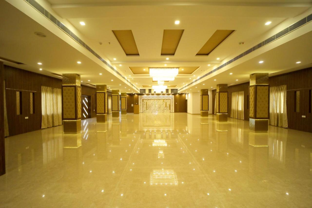 The Sky Imperial - Shahi Hotels & Resort Nathdwara Bagian luar foto