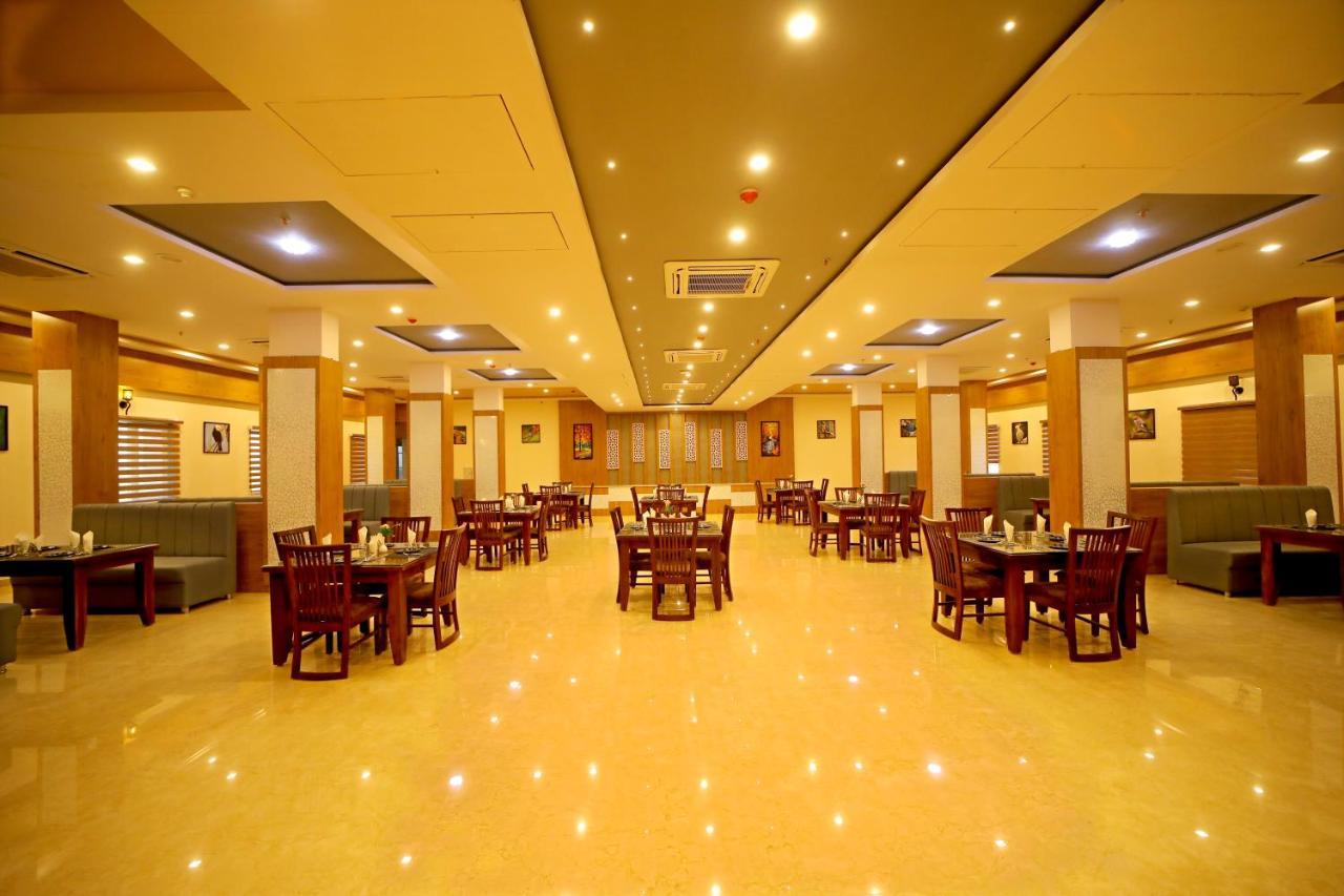 The Sky Imperial - Shahi Hotels & Resort Nathdwara Bagian luar foto